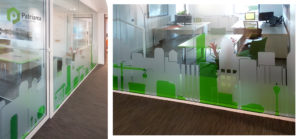 Décor de vitres de bureaux, création sur mesure