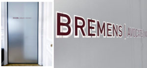 Découpe de logo et adhésif dépoli, Bremens Paris